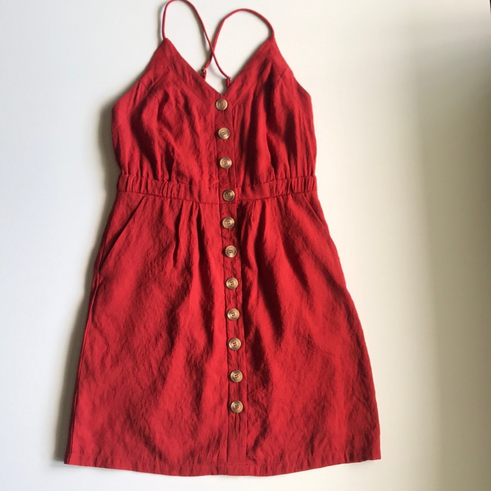 Button down dress -  backless, pockets